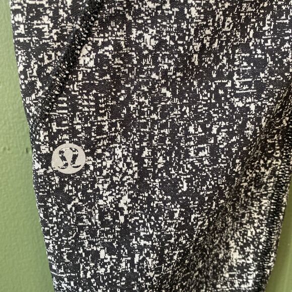 Lululemon Pants Womens Size 6 Run Inspire Tight II Mesh Black White EUC Leggings - Picture 3 of 11